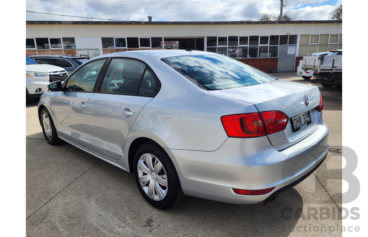 09/2013 Volkswagen Jetta 118 TSI 1KM MY13.5 4d Sedan Silver 1.4L