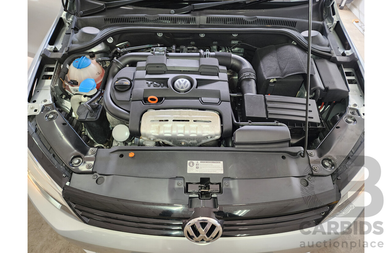 09/2013 Volkswagen Jetta 118 TSI 1KM MY13.5 4d Sedan Silver 1.4L