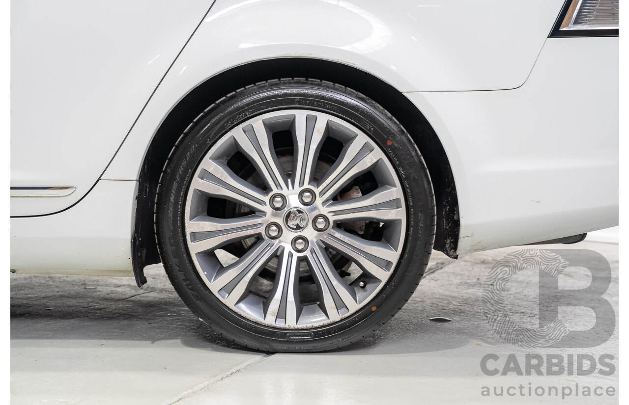 03/2015 Holden Calais V  VF MY15 4d Sportwagon White 3.6L