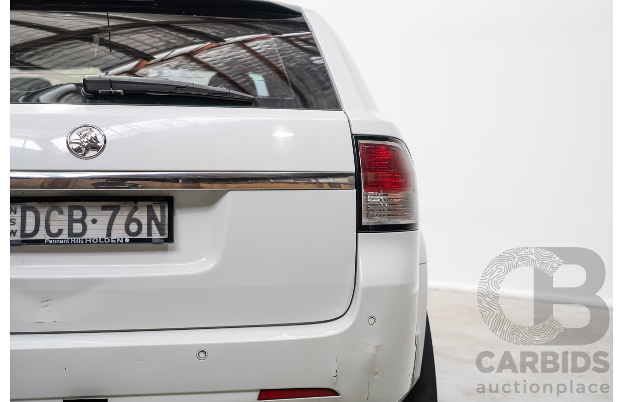 03/2015 Holden Calais V  VF MY15 4d Sportwagon White 3.6L