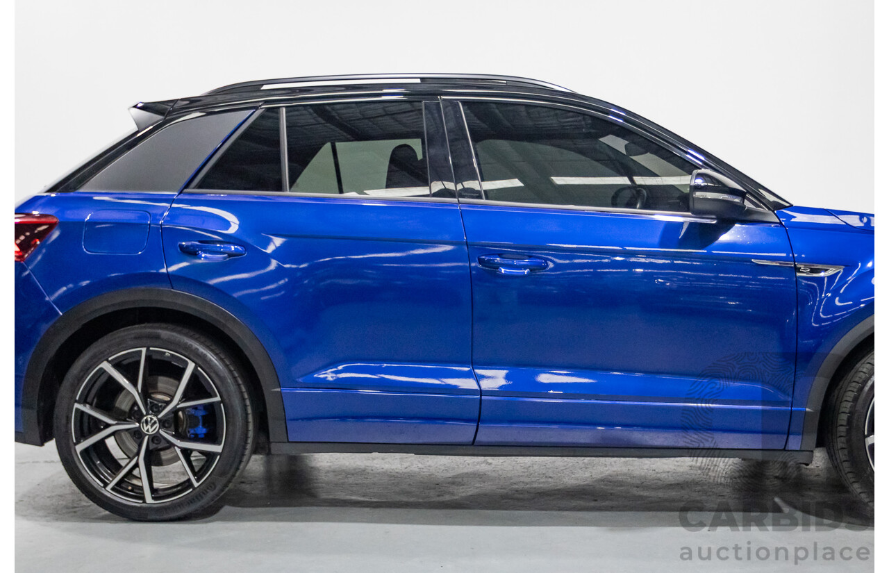 6/2023 Volkswagen T-Roc R (AWD) D1 MY23 4d Wagon Lapiz Blue Metallic Turbo 2.0L
