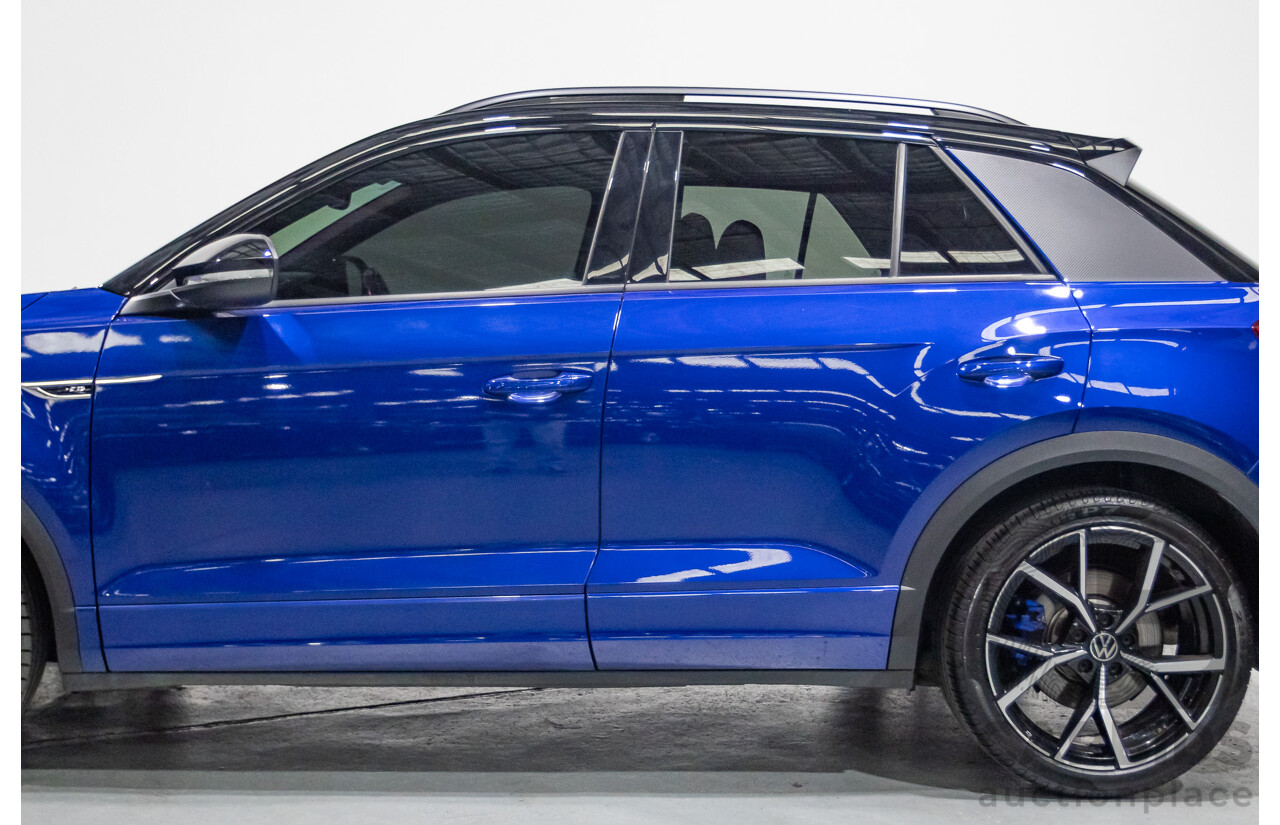 6/2023 Volkswagen T-Roc R (AWD) D1 MY23 4d Wagon Lapiz Blue Metallic Turbo 2.0L
