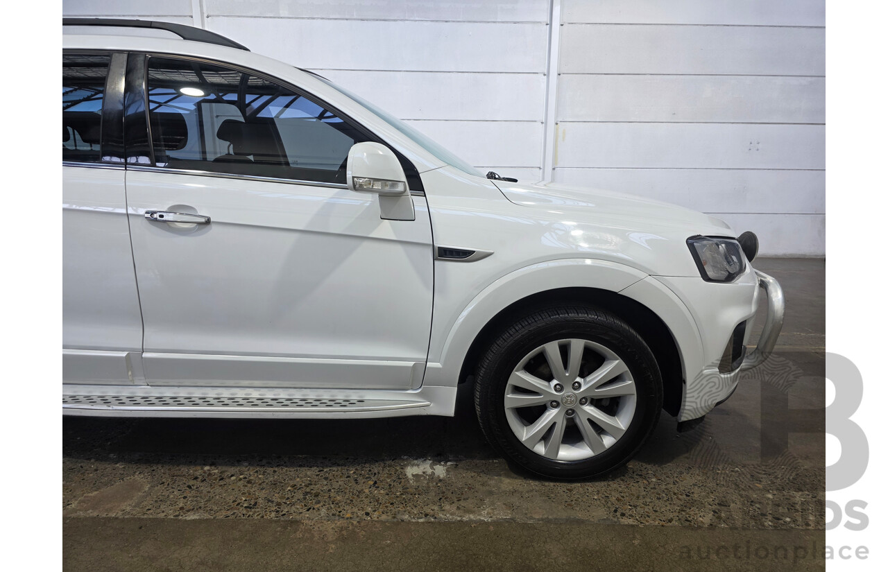 02/2016 Holden Captiva 7 LT (AWD) CG MY16 4d Wagon White 2.2L