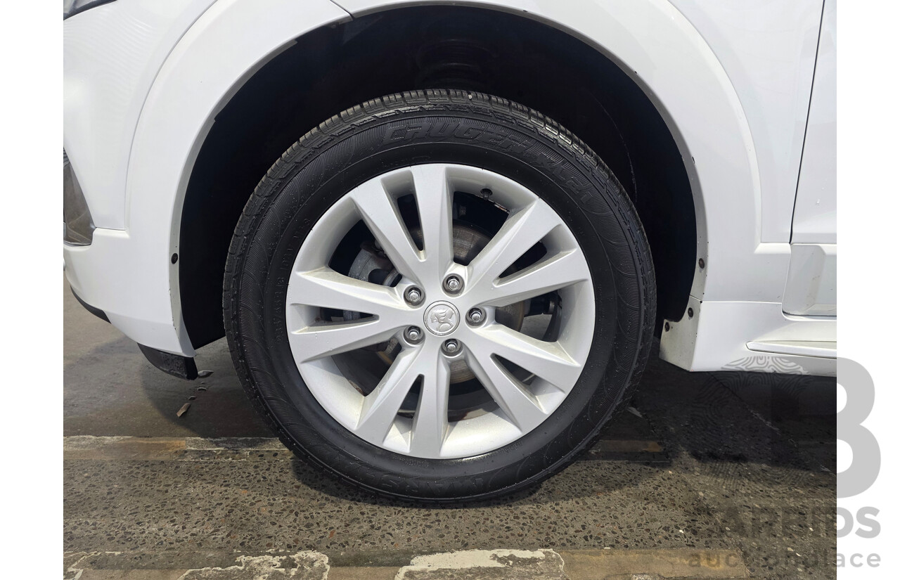 02/2016 Holden Captiva 7 LT (AWD) CG MY16 4d Wagon White 2.2L