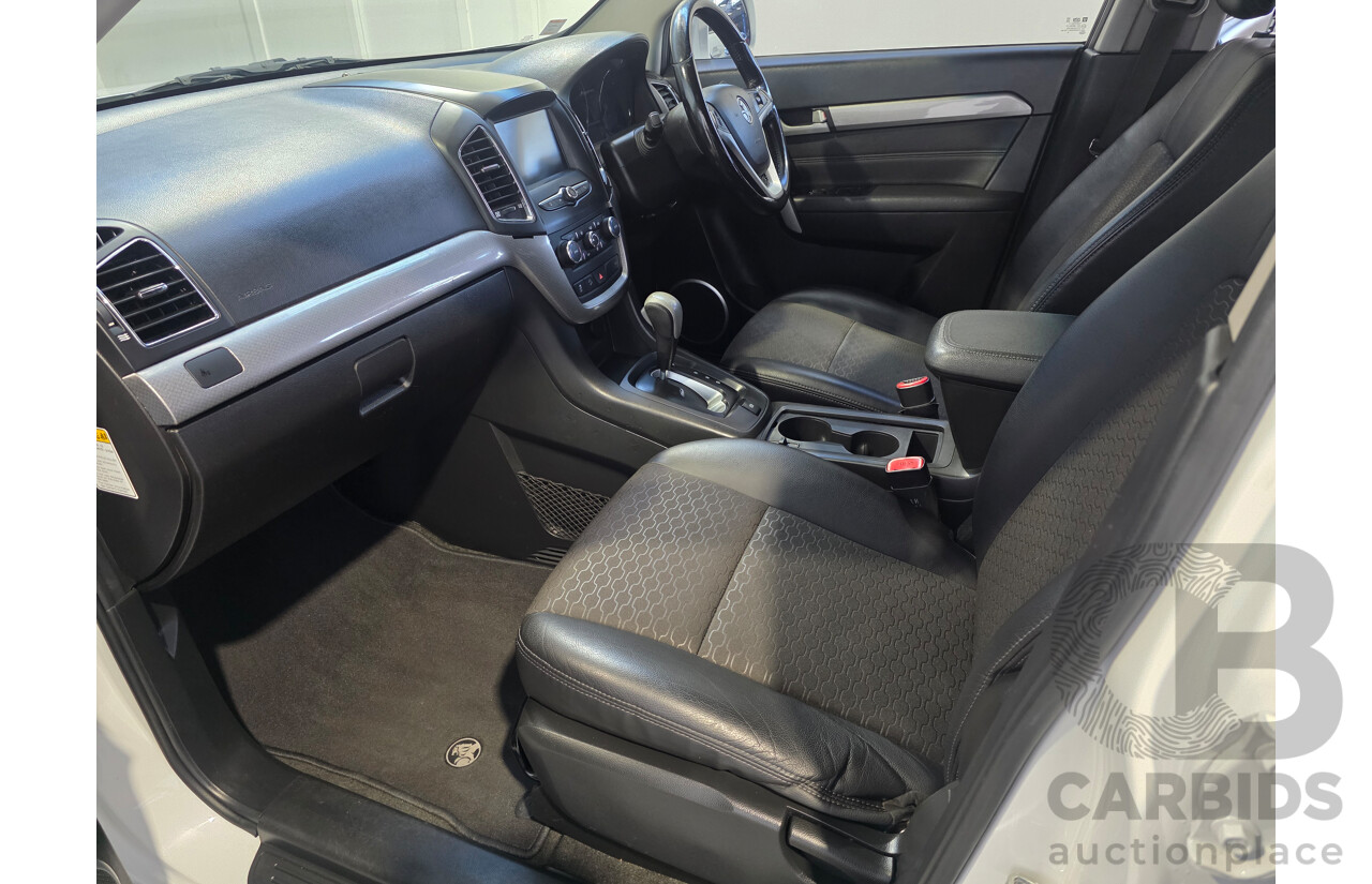 02/2016 Holden Captiva 7 LT (AWD) CG MY16 4d Wagon White 2.2L