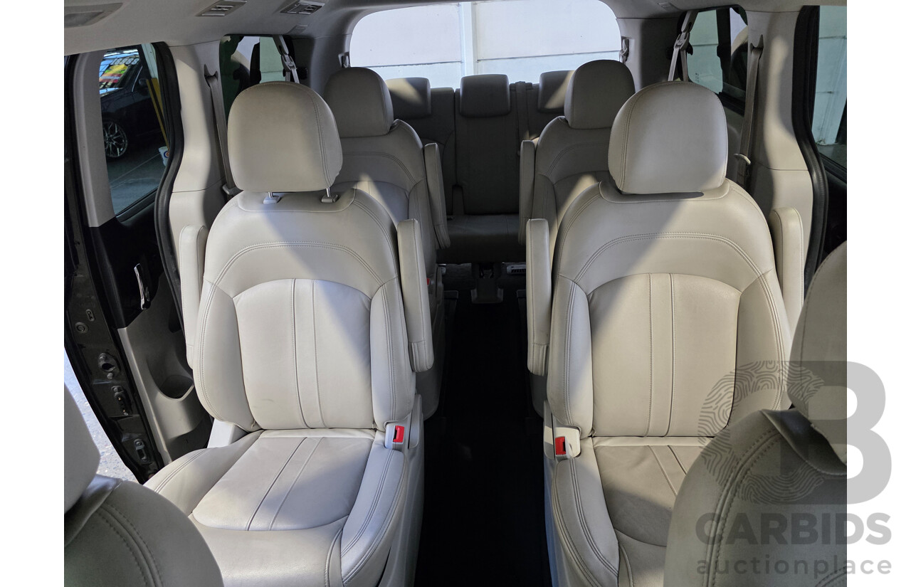 09/2016 Ldv G10 (RWD) SV7A 4d Wagon Black 2.0L 9 Seats