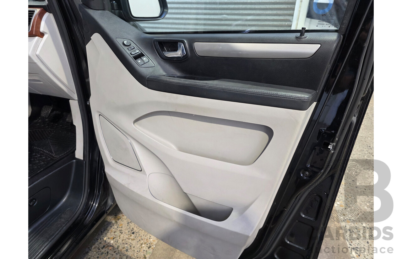 09/2016 Ldv G10 (RWD) SV7A 4d Wagon Black 2.0L 9 Seats