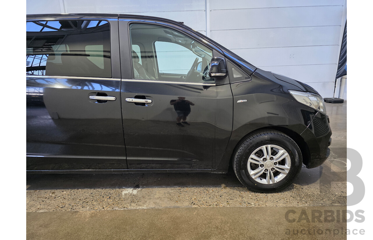 09/2016 Ldv G10 (RWD) SV7A 4d Wagon Black 2.0L 9 Seats