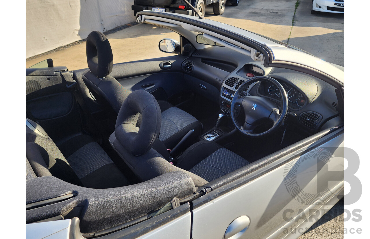 01/2007 Peugeot 206 CC  2d Cabriolet Silver 1.6L