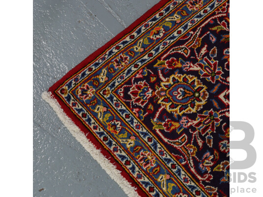 Hand Knotted Persian Kashan Rug