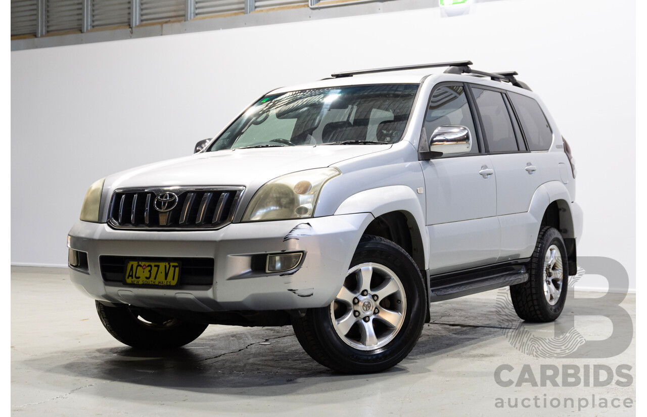12/2004 Toyota Landcruiser Prado Grande (4x4) GRJ120R 4D Wagon Silver 4.0L