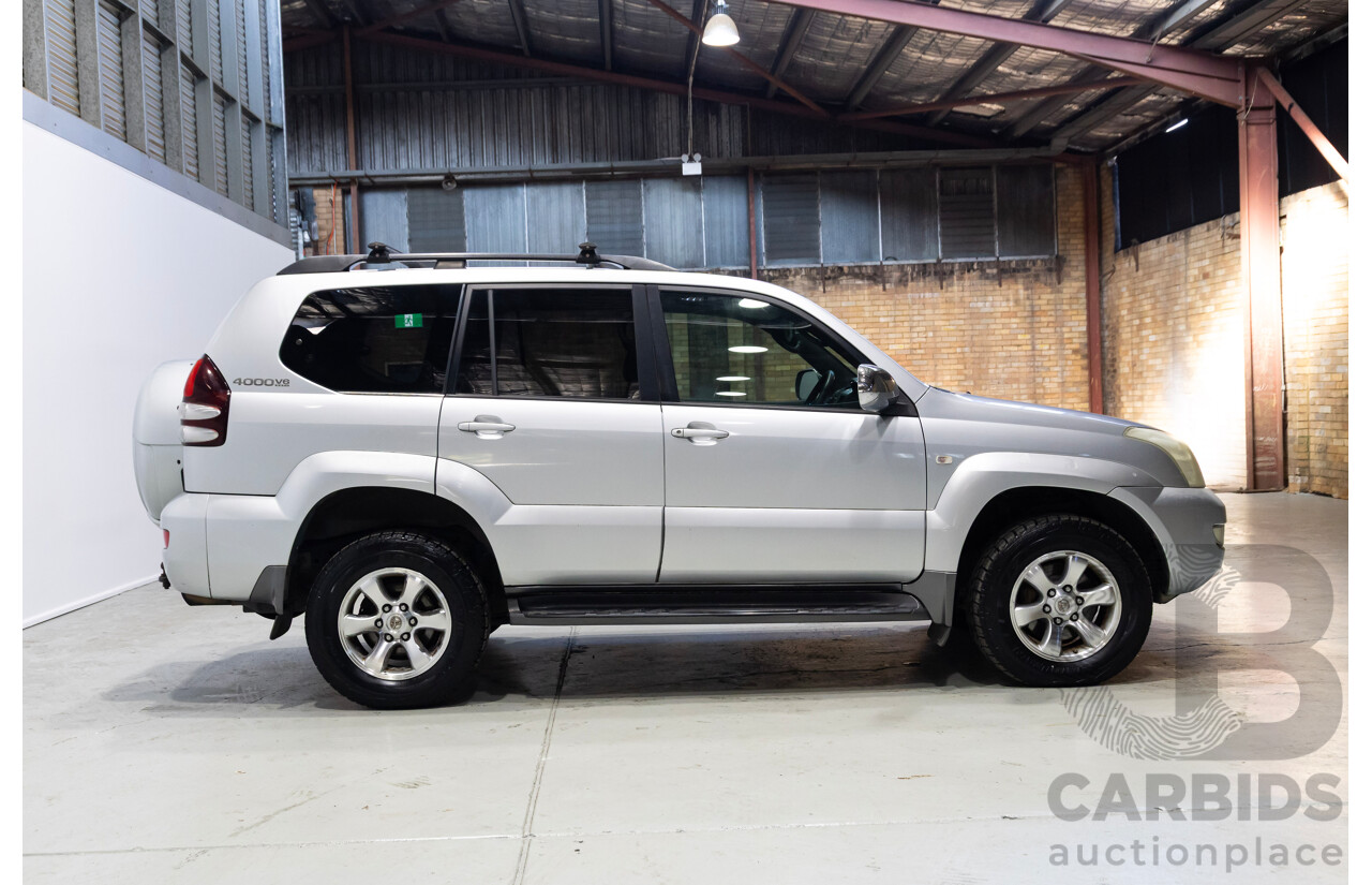 12/2004 Toyota Landcruiser Prado Grande (4x4) GRJ120R 4D Wagon Silver 4.0L