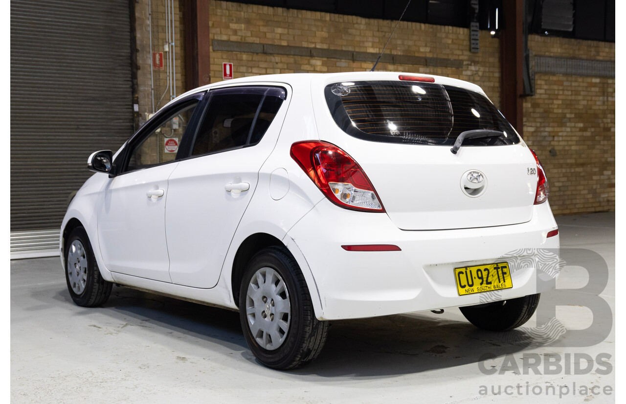 10/2012 Hyundai I20 Active PB MY12.5 5d Hatchback White 1.4L