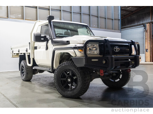 03/2021 Toyota Landcruiser GX (4x4) 4x4 VDJ79R C/Chas Warm White V8 4.5L