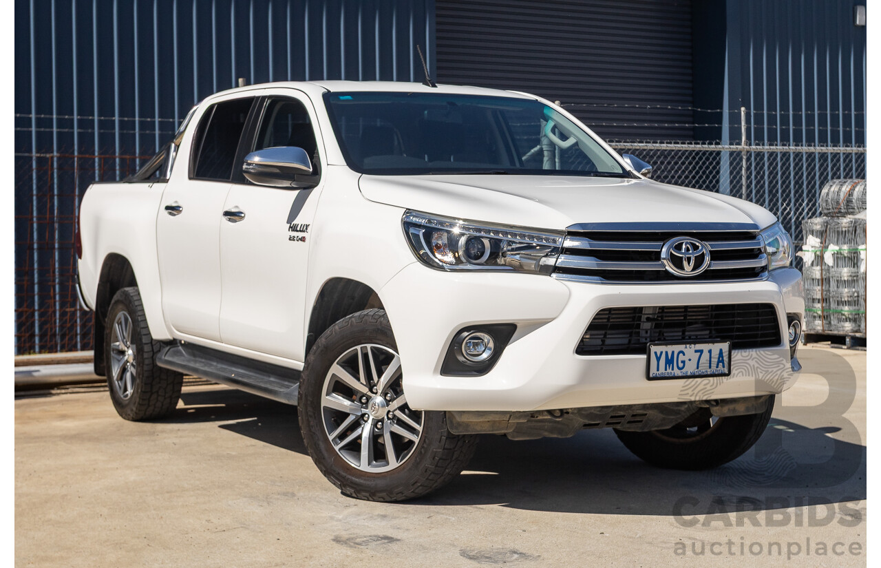 12/2017 Toyota Hilux SR5 (4x4) GUN126R Dual Cab Utility Glacier White Turbo Diesel 2.8L