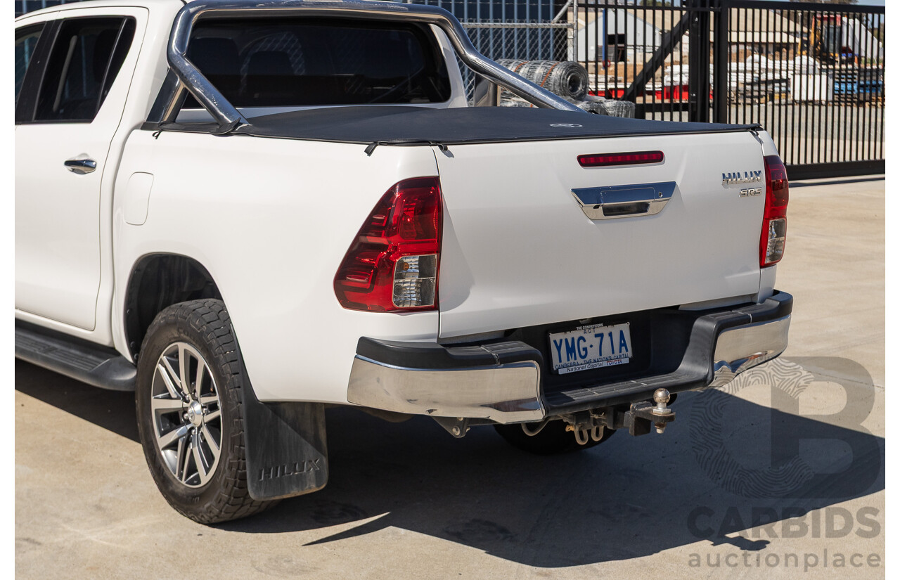 12/2017 Toyota Hilux SR5 (4x4) GUN126R Dual Cab Utility Glacier White Turbo Diesel 2.8L
