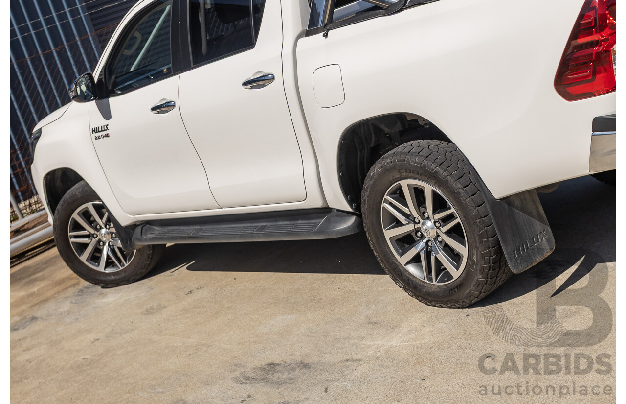 12/2017 Toyota Hilux SR5 (4x4) GUN126R Dual Cab Utility Glacier White Turbo Diesel 2.8L