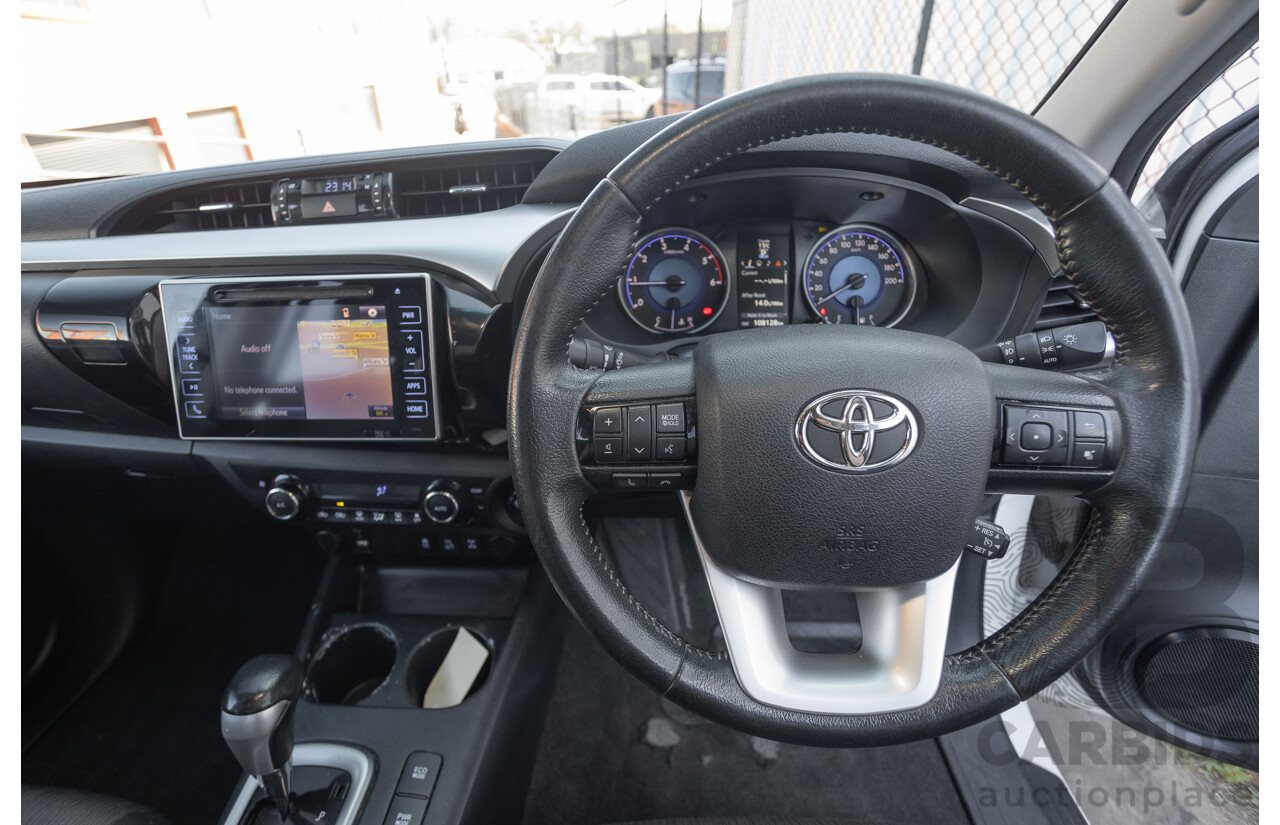 12/2017 Toyota Hilux SR5 (4x4) GUN126R Dual Cab Utility Glacier White Turbo Diesel 2.8L