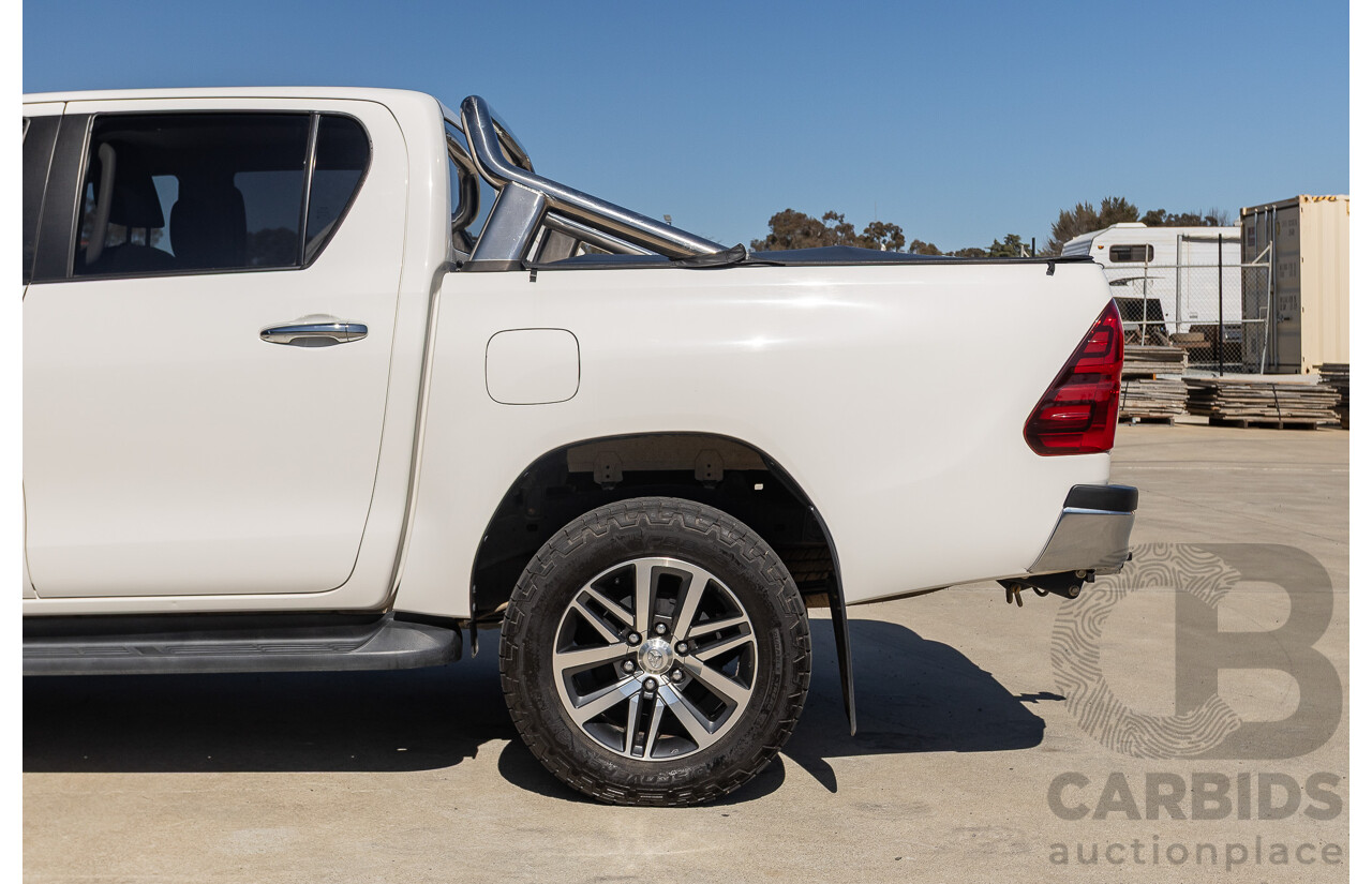 12/2017 Toyota Hilux SR5 (4x4) GUN126R Dual Cab Utility Glacier White Turbo Diesel 2.8L