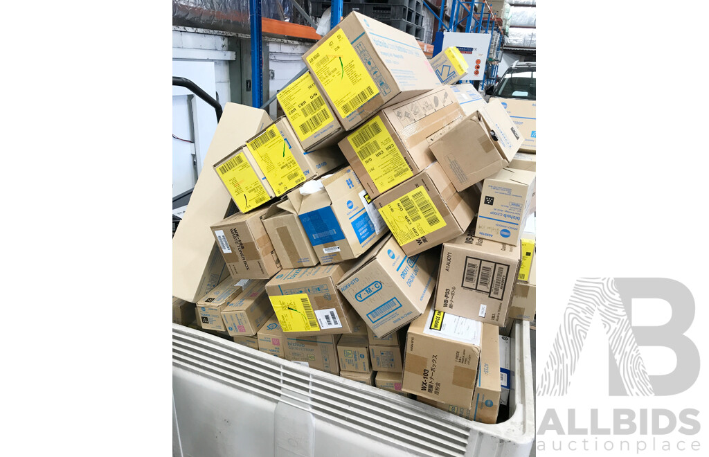 Bulk Lot of Assorted Printer Toners and Cartridges From Epson and Konica Minolta