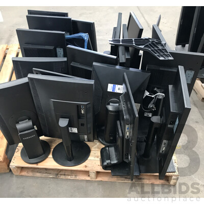 Pallet Lot of Assorted Samsung and HP Monitors