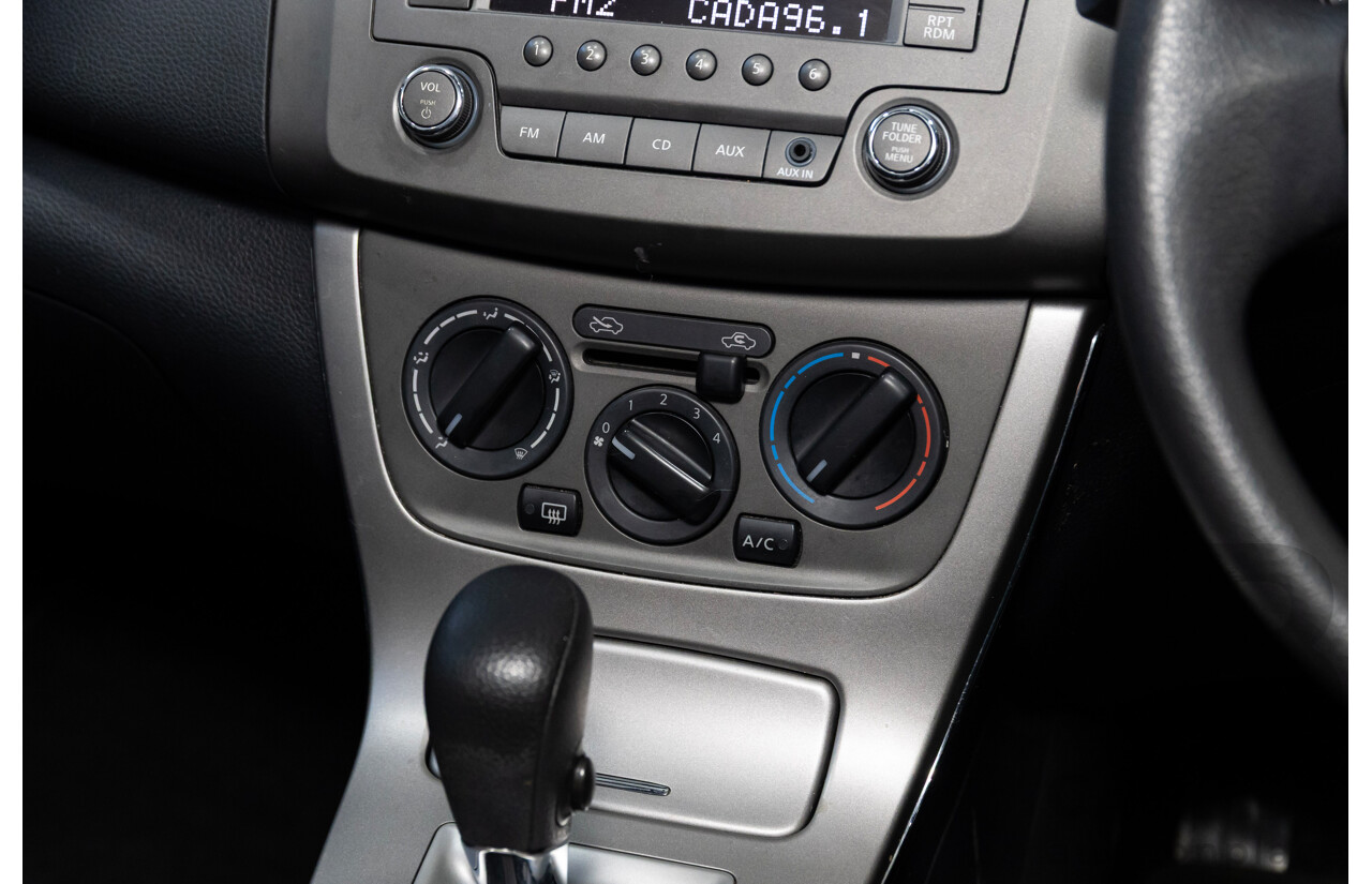 09/2016 Nissan Pulsar ST C12 SERIES 2 5d Hatchback White 1.8L