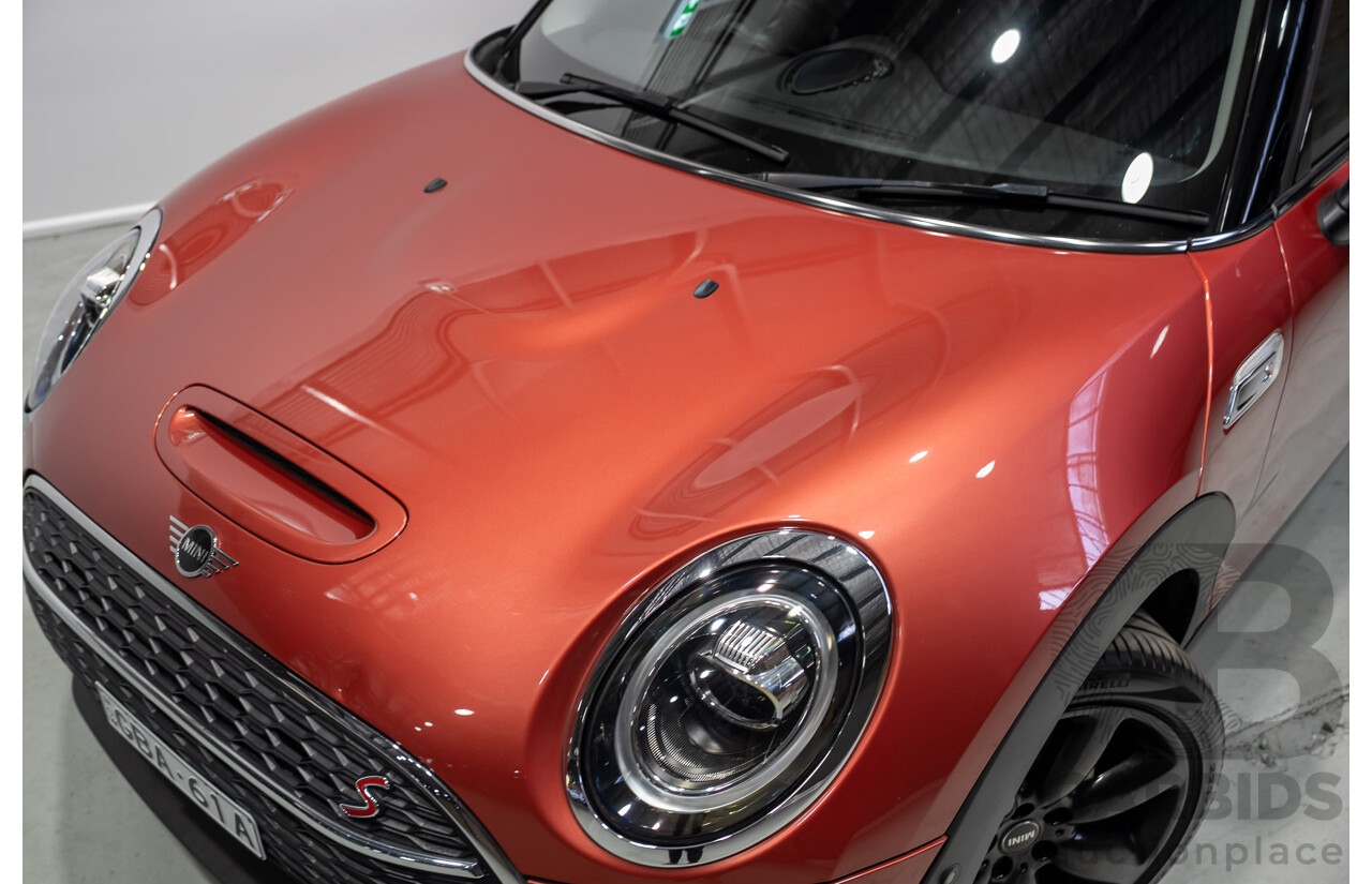06/2020 Mini Clubman Cooper S F54 4d Wagon Indian Red Metallic Turbo 2.0L