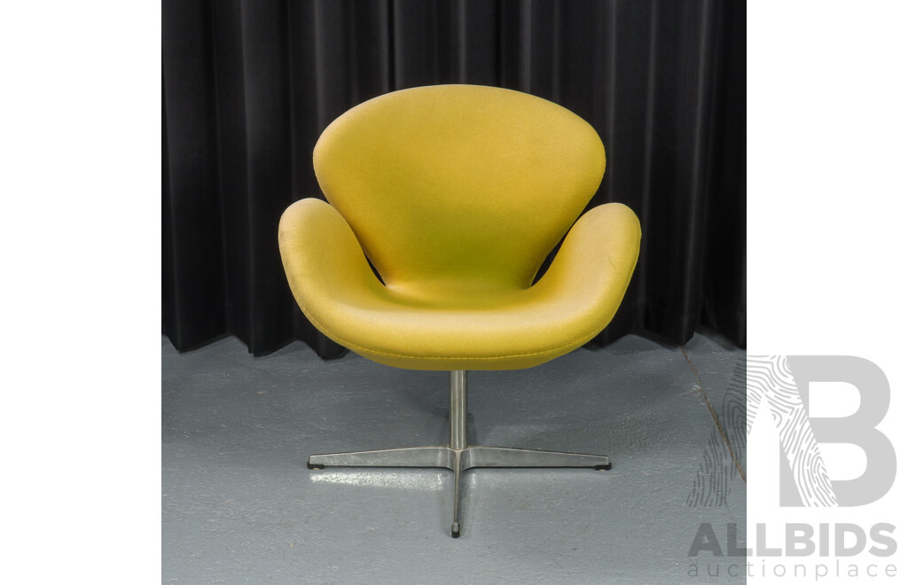 Reproduction Swan Chair with Fabric Upholstery