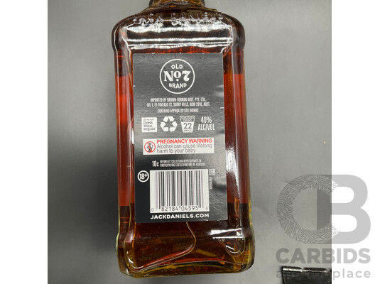 JACK DANIELS 700ml, JAMESON Triple Distilled Ieish Whiskey 700ml - Lot of 3