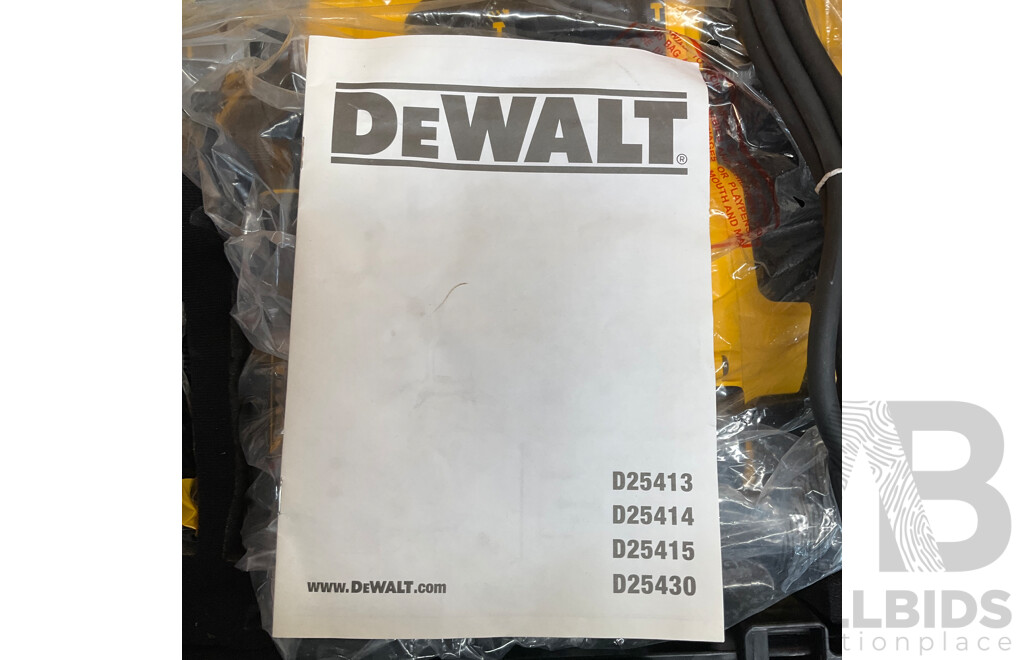 DEWALT SDS Plus Drill Chunk ( D25414 )