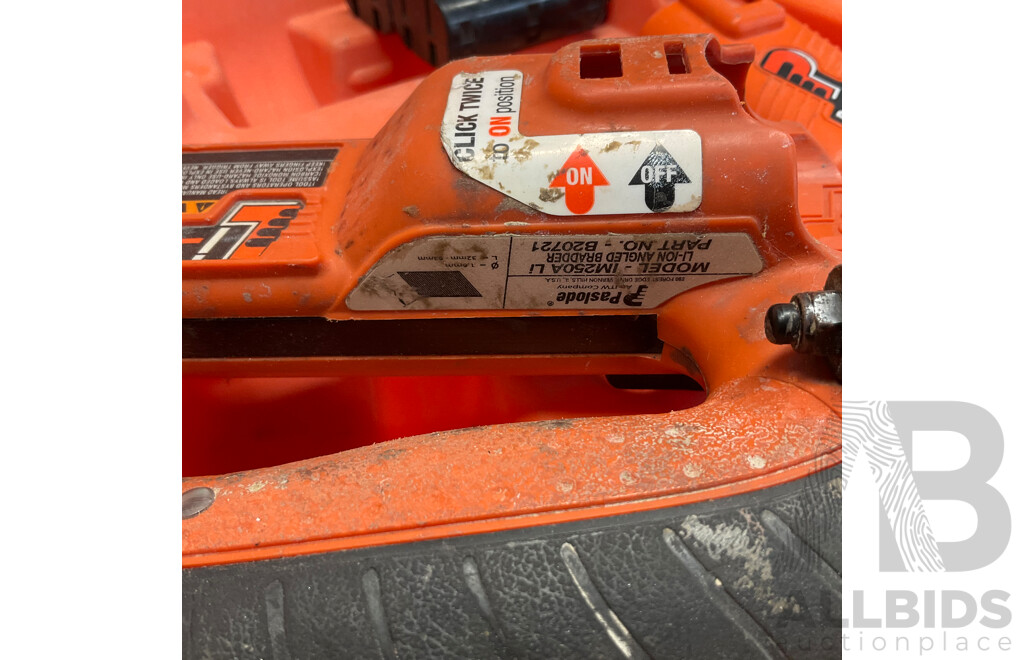 PASLODE ( IM250A ) Angled Bradder
