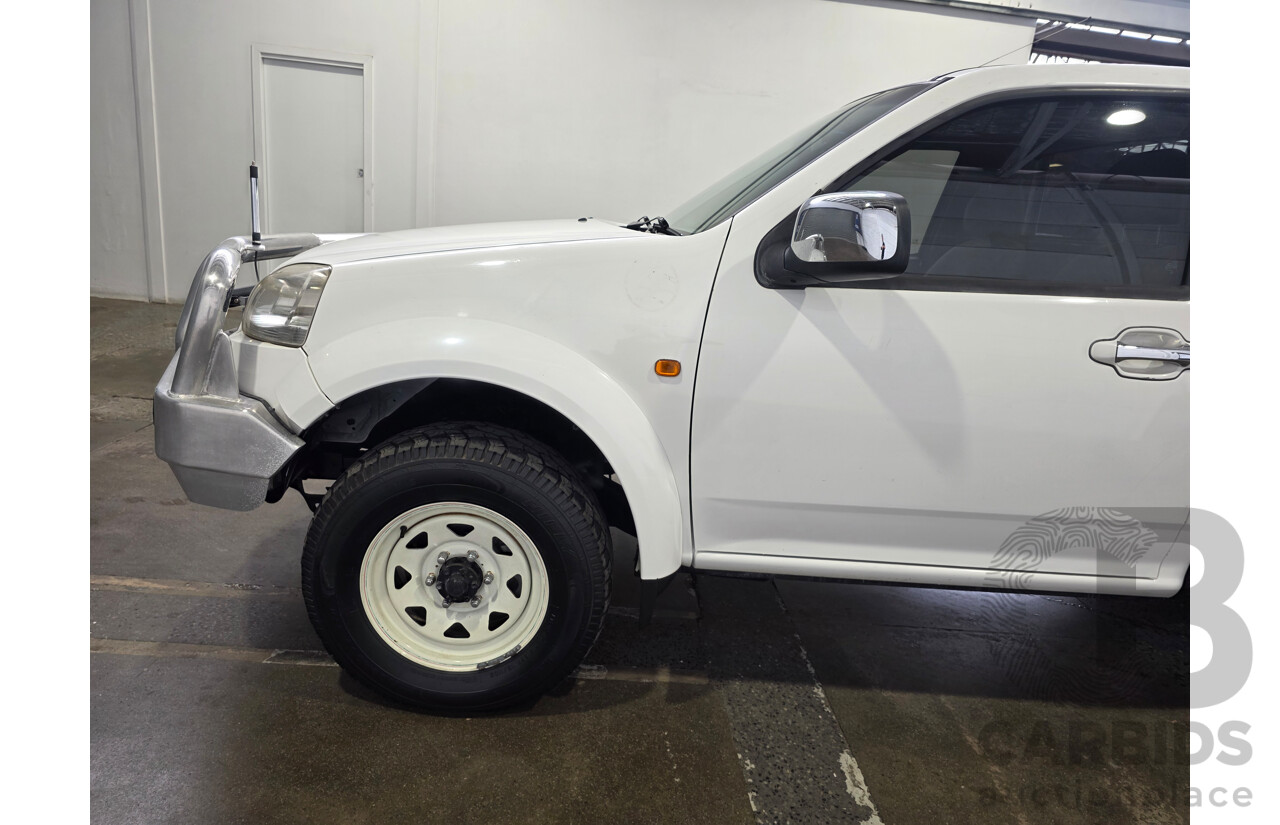 05/2013 Great Wall V200 (4x4) K2 Single Cab Utility White 2.0L