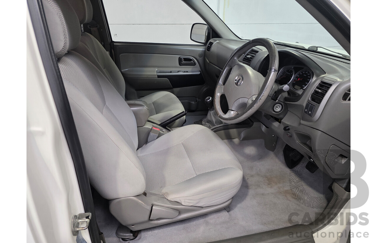 05/2013 Great Wall V200 (4x4) K2 Single Cab Utility White 2.0L
