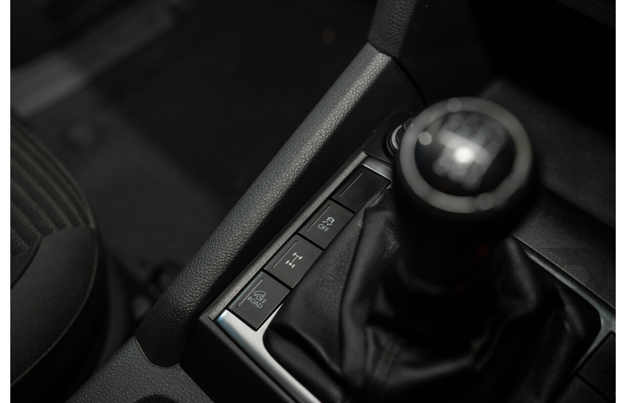 06/2012 Volkswagen Amarok TDI400 Highline (4x4) 2H MY12 Dual Cab Utility Grey Twin-turbo Diesel 2.0L