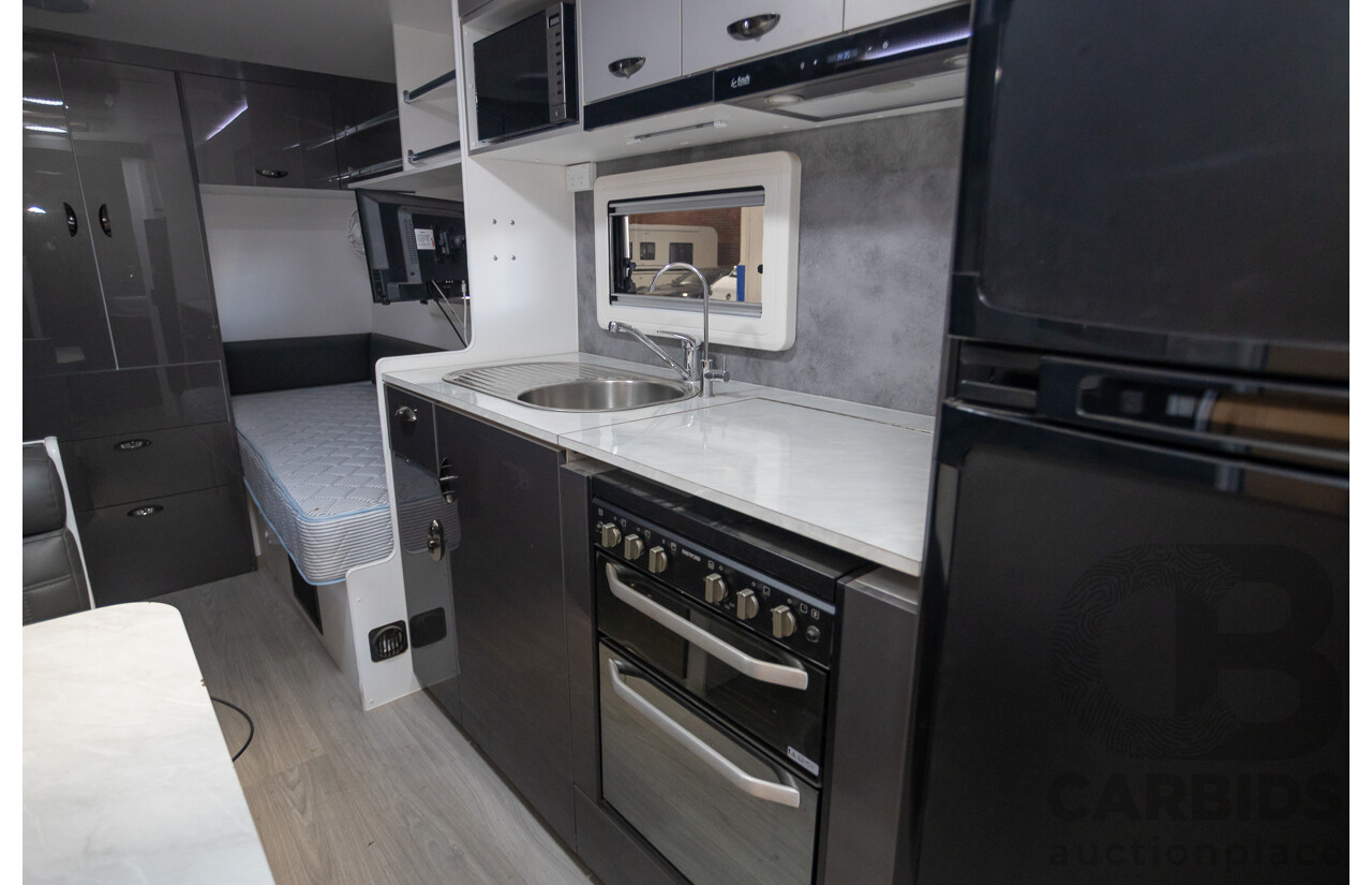 2023 Viscount V1 Premium 17" Caravan