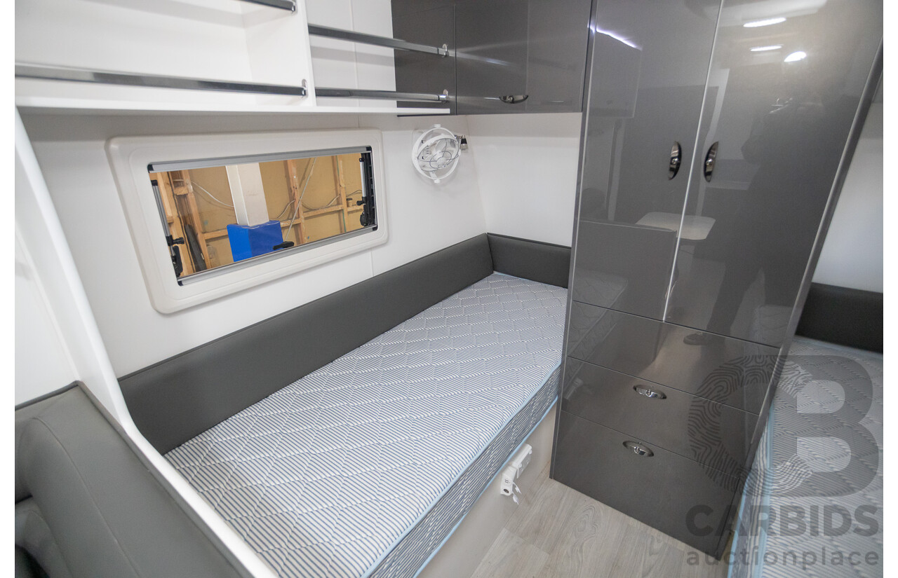 2023 Viscount V1 Premium 17" Caravan