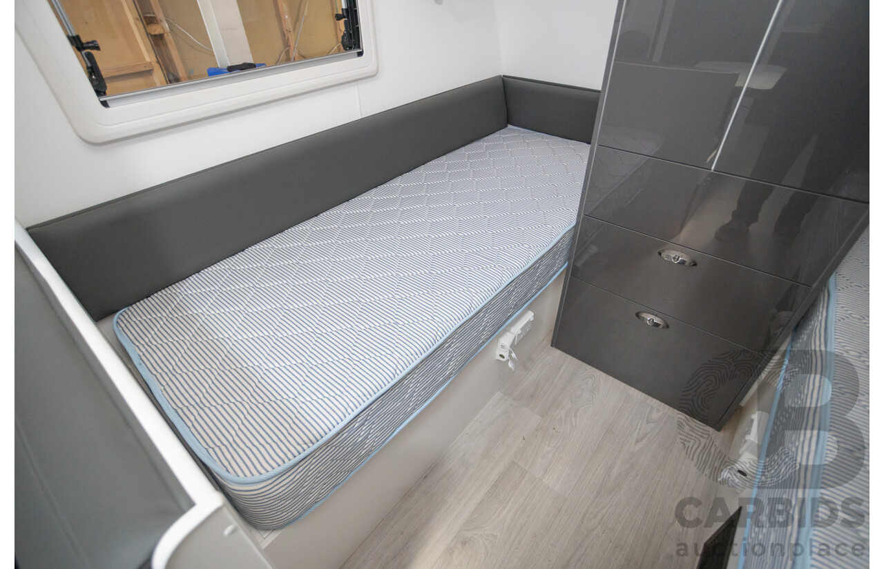 2023 Viscount V1 Premium 17" Caravan