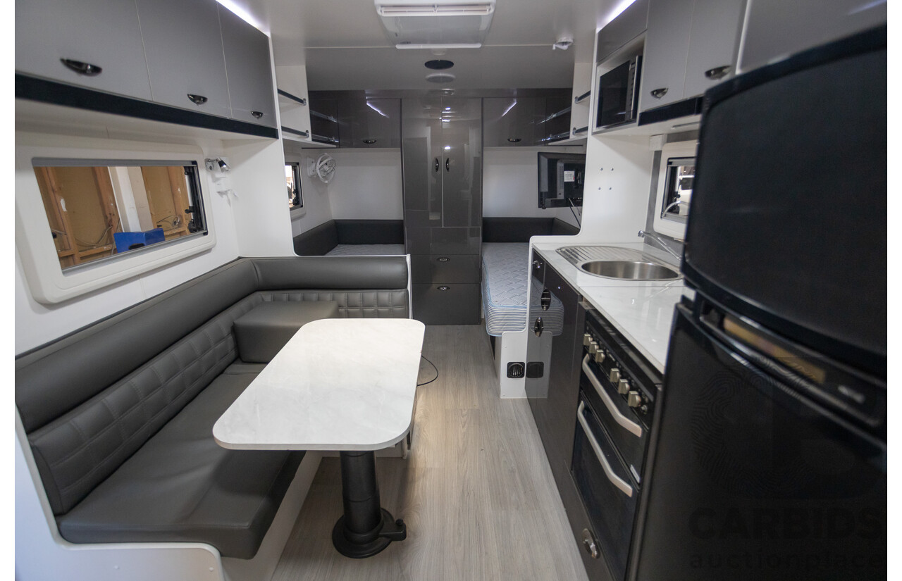 2023 Viscount V1 Premium 17" Caravan