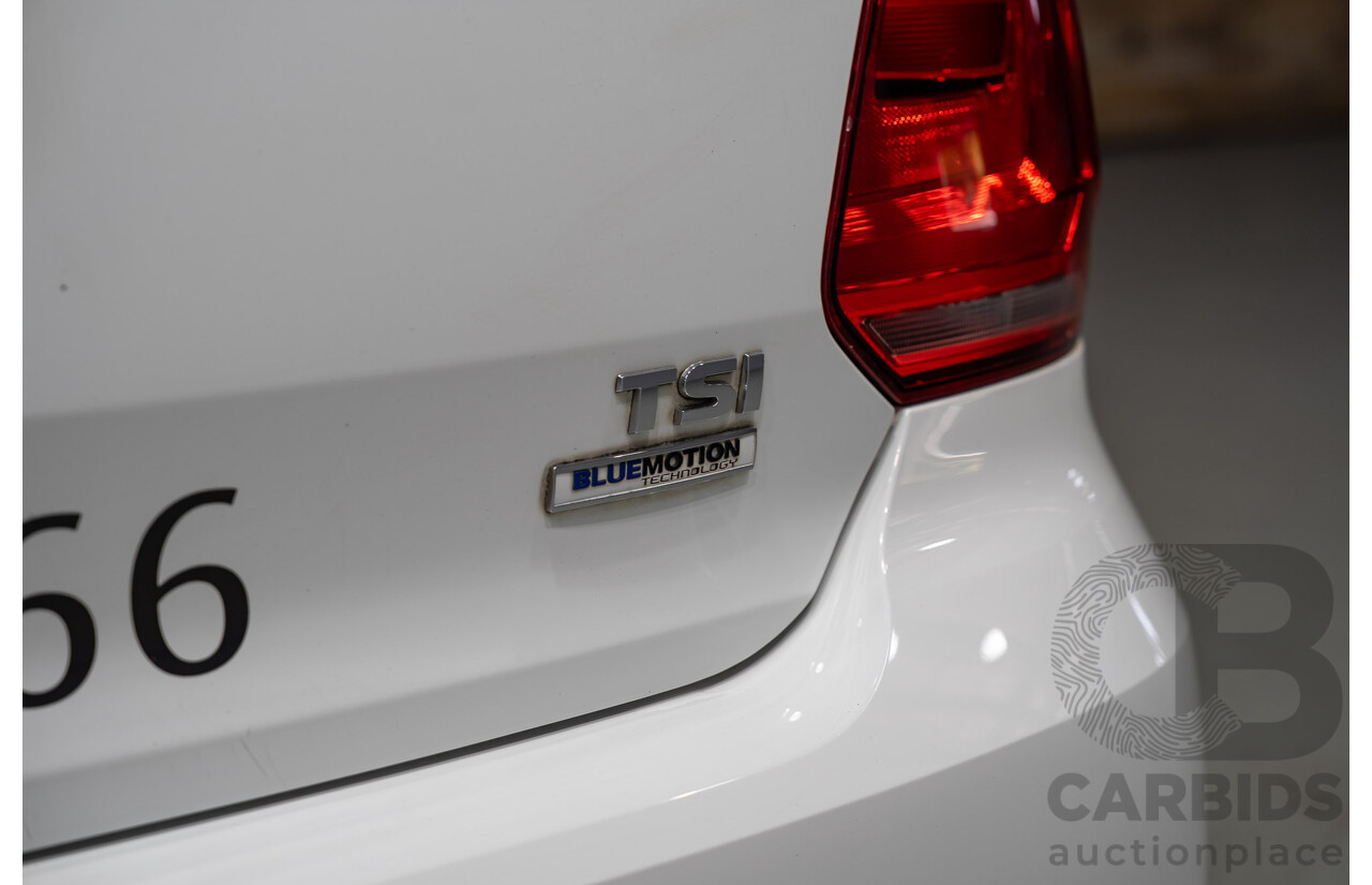 10/2015 Volkswagen Polo 66 TSI Trendline 6R MY16 5d Hatchback White Turbo 1.2L