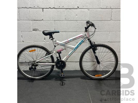 HYPER Steed 66 Mountain Bike