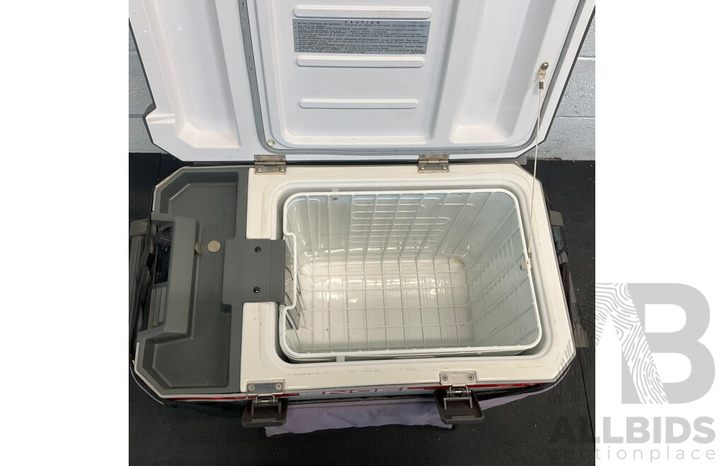 ENGEL Fridge with Insulated Transit Bag