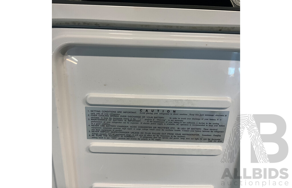ENGEL Fridge with Insulated Transit Bag