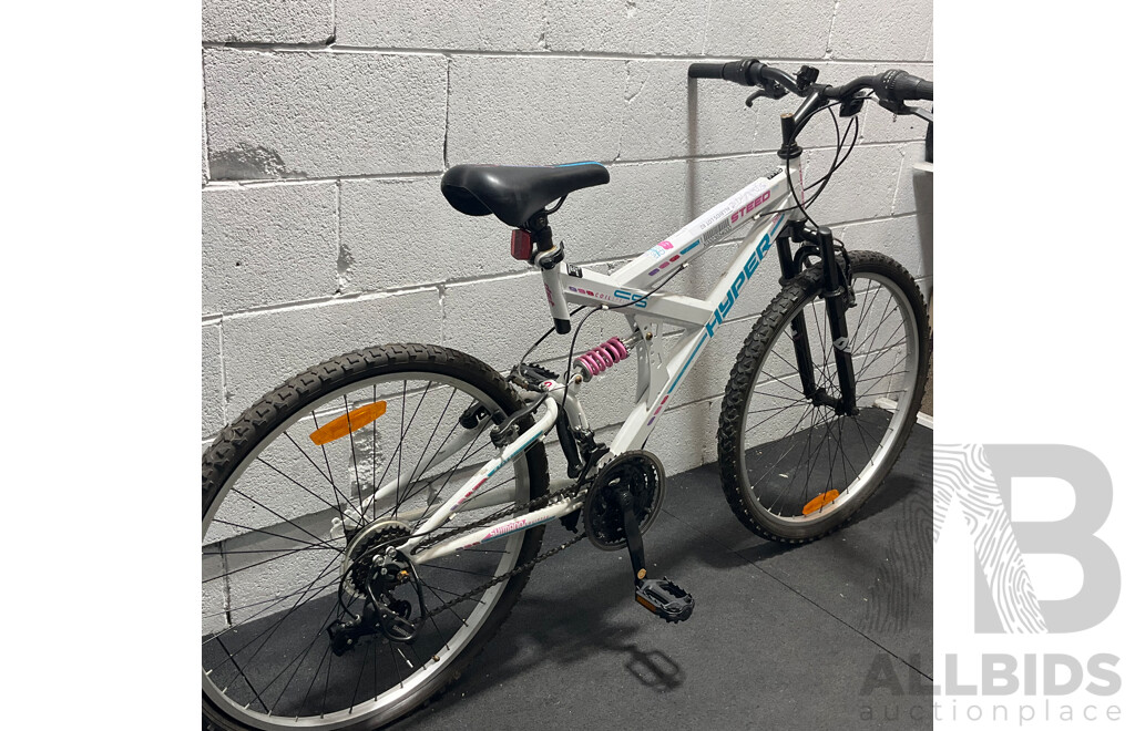 HYPER Steed 66 Mountain Bike