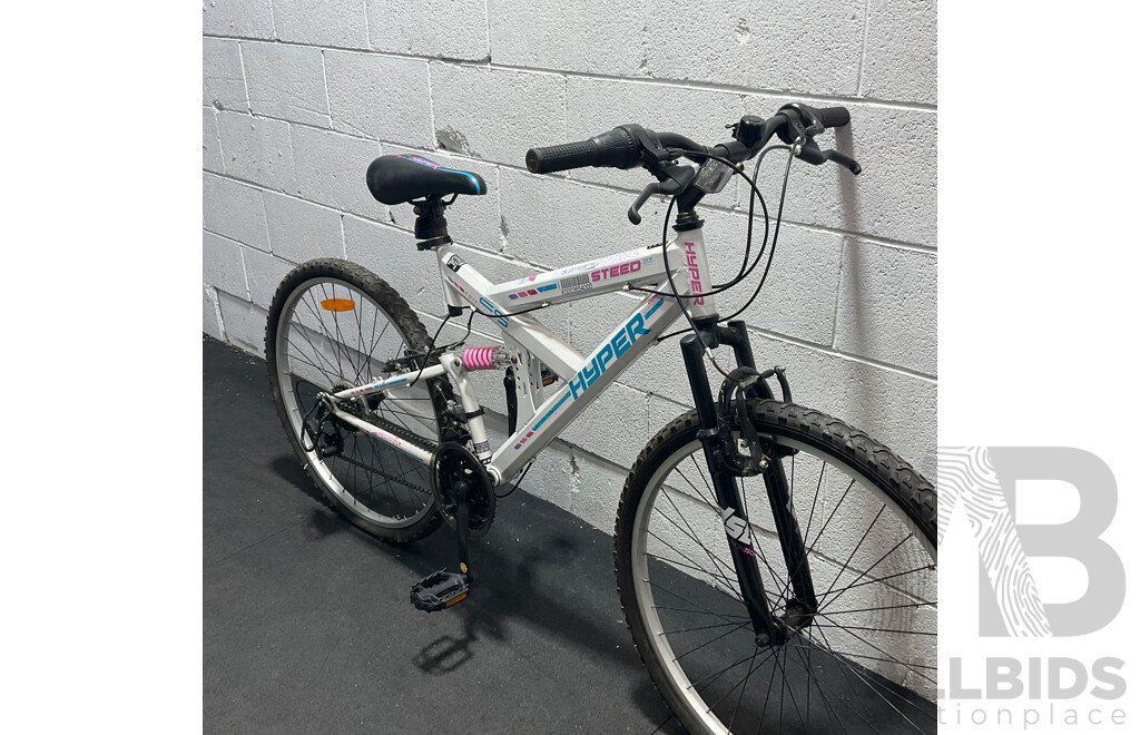 HYPER Steed 66 Mountain Bike