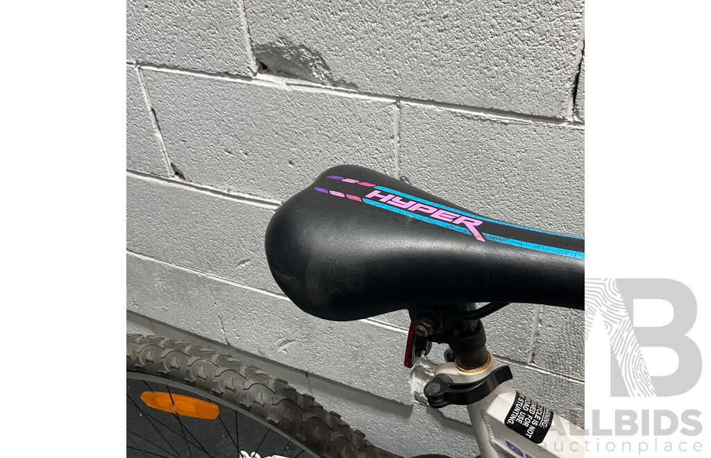 HYPER Steed 66 Mountain Bike
