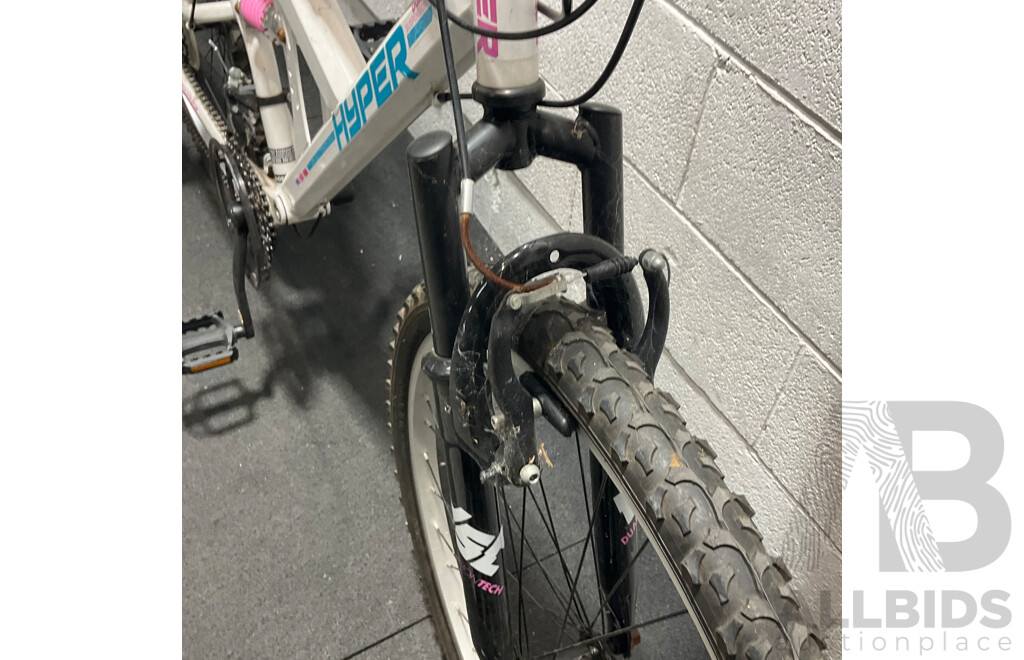 HYPER Steed 66 Mountain Bike