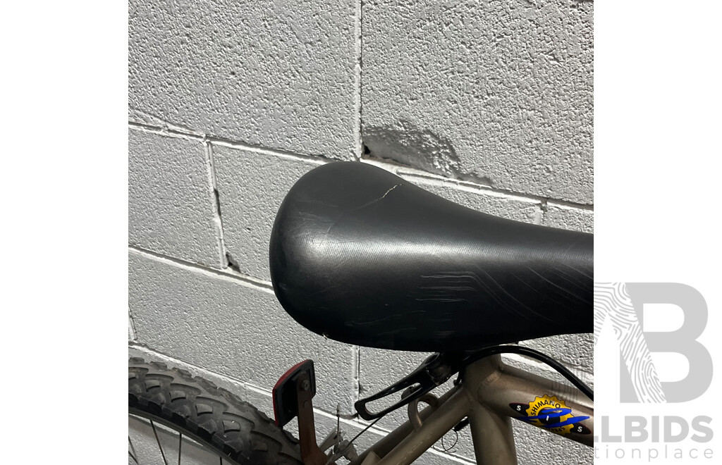 APOLLO Summit Mountain Bike