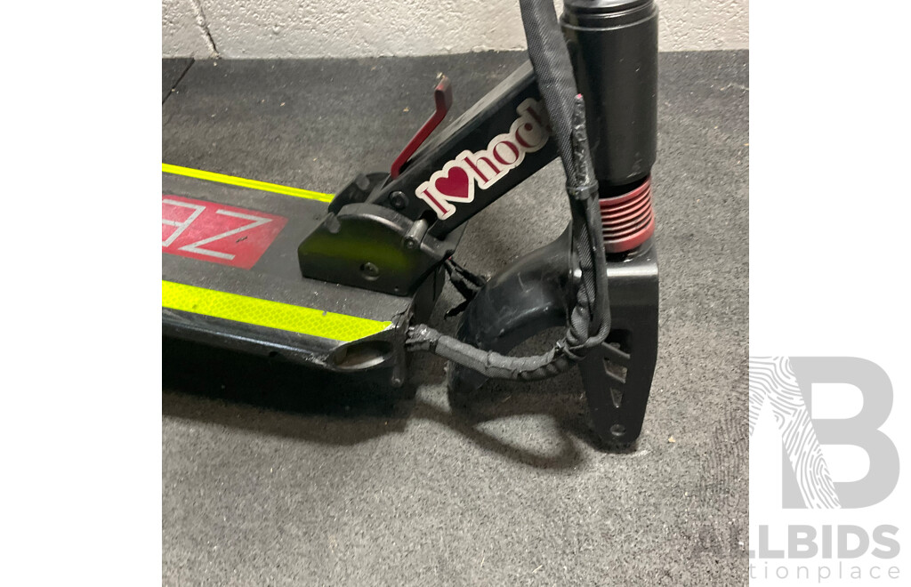 ZERO 8 Electric Scooter
