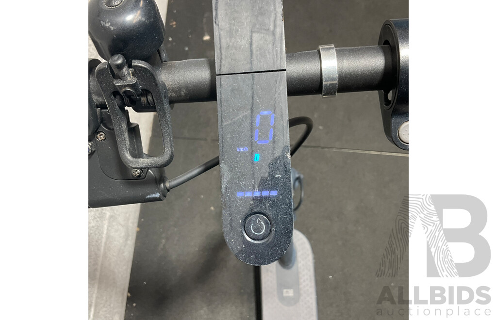 XIAOMI MI Electric Scooter