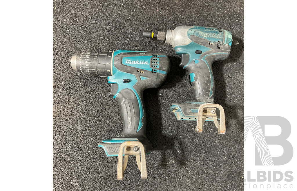 MAKITA 18V Power Tools and Bag, Inlcuding Jobsite Radio (BMR102), Rotary Hammer Drill (DHR242) and Others - Lot of 7